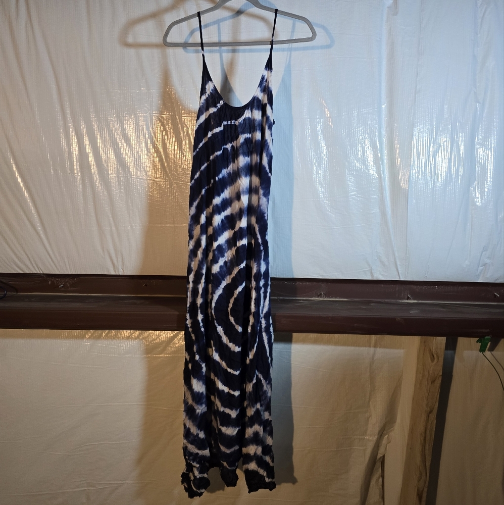 Raviya Navy and White Tie-Dye Dress
